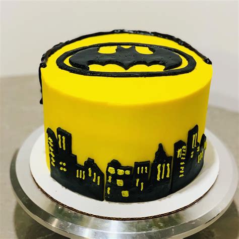 Batman Birthday Cake Intensive Cake Unit