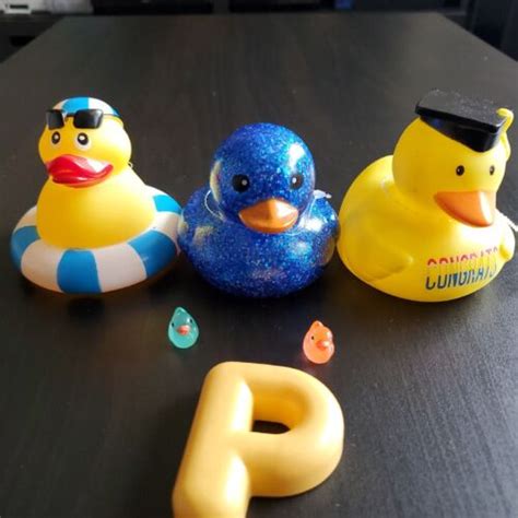 New Lot Of 3 Rubber Ducks Summer • Grad • Dazzle Ducks Bath Toys 2 Mini Ebay