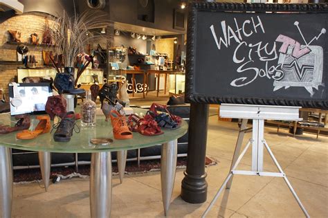 Chicagos 10 Best Shoe Shops