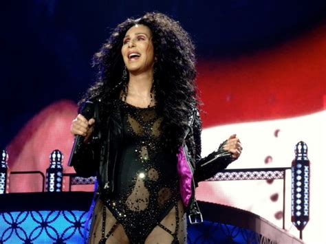 Cher Live Her New And Improved Farewell Tour Photos News
