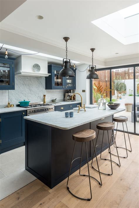 15 Gorgeous Dark Blue Kitchens Inspiration And Ideas Kitchinsider