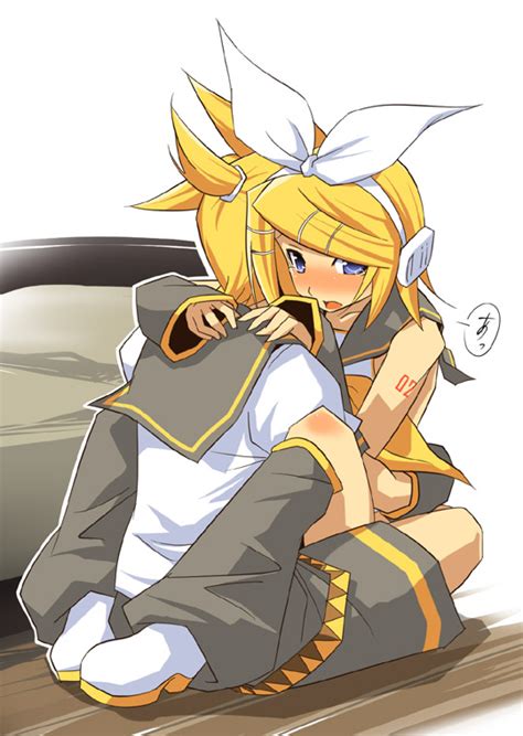 Rin And Len Upright Straddle Kagamine Twincest Photo 22630494 Fanpop