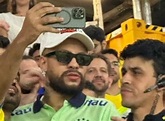 Un sosie de Neymar met la pagaille à la Coupe du Monde