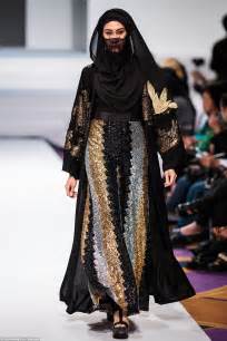 Models showcase veils given a high-style makeover at Malaysia Fashion ...