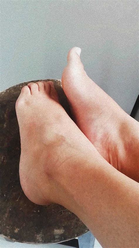Brazilian Feet