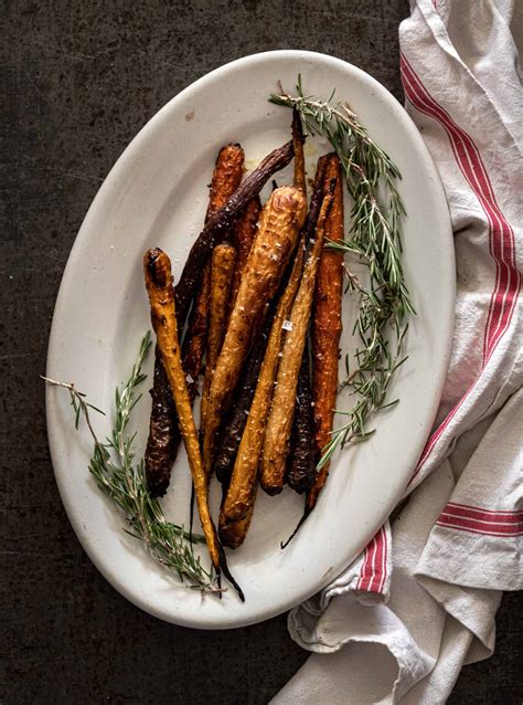 Delicious Maple Roasted Carrots