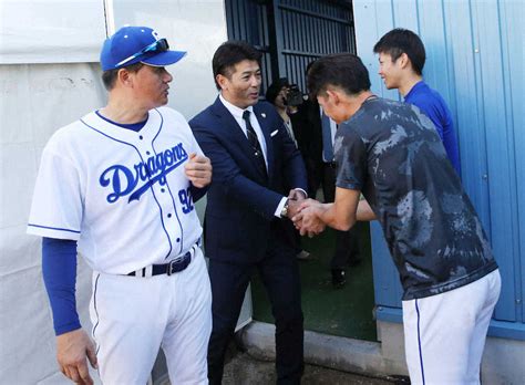 Jun 22, 2021 · この現状に松岡氏が「なぜ勝てないんですか？ 」と直球質問をぶつけると、稲葉監督は「人数だと思うんですよ」と返答。 「だいたい国際大会. 中日キャンプを視察に訪れた侍JAPAN・稲葉監督は、（右から ...