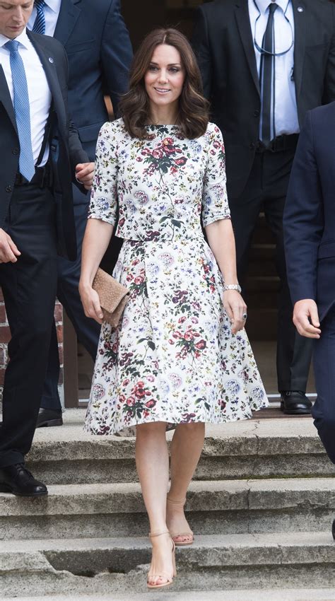 Kate Middleton Style File Best Outfits Dresses Elle Uk 12042 Hot Sex Picture