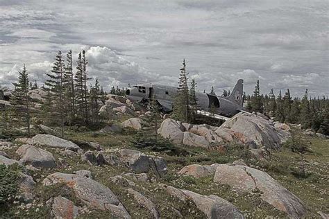 Photographer Travels The World Taking Pictures Of Abandoned Airplane