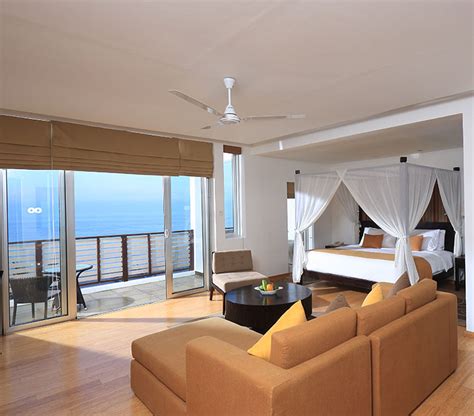 Luxury Accommodation At Jetwing Sea Beach Resort Negombo