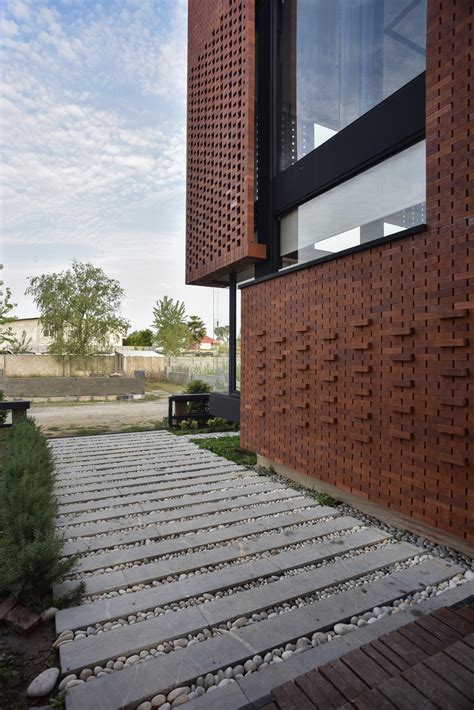 Maziar Brick House By Naghshe Khak Architectural Group 09 Wowow Home