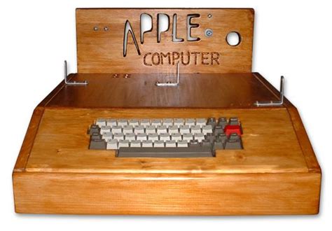 Apple Inc Aapl Computer Built In 1976 To Be Auctioned By Christies