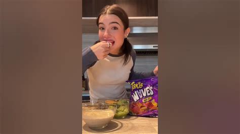 Charli Damelio Tries Takis Waves Shorts Youtube