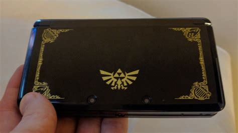 Nintendo 3ds Limited Edition With The Legend Of Zelda Ocarina Of Time
