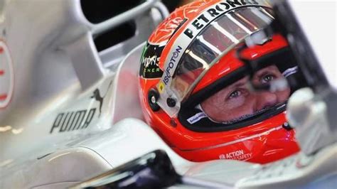 Mick schumacher fehlt im qualifying nach einem einschlag in einen reifenstapel. Michael Schumacher injured in skiing accident in France ...