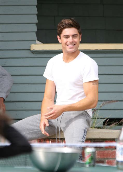 Zac Efron Punched While Hanging Out In Rough Area Of Downton Los Angeles