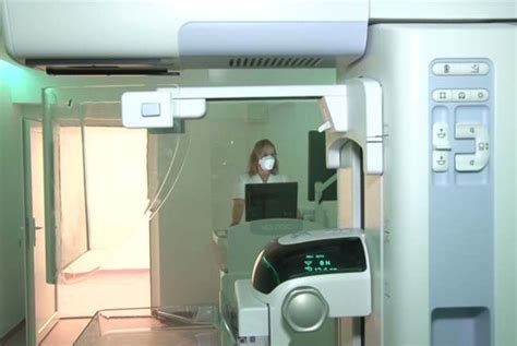 video mamograf digital 3d la spitalul victor babeș poate depista cancerul la sân din primele