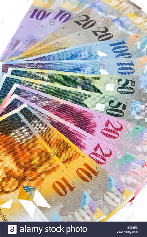 Der schweizer franken (chf) ist die offizielle währung der schweiz, des fürstentums liechtenstein und der italienischen exklave campione d'italia. Schweizer Franken. Geld und Banknoten der Schweiz ...