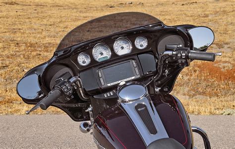 2014 Harley Davidson Street Glide Special Test Review Photos Specs