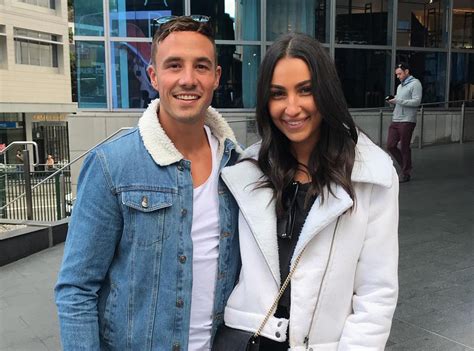 Love Islands Grant Crapp Reacts To Tayla Damirs Split Claims E