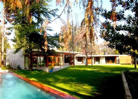 Maybe you would like to learn more about one of these? SANTIAGO COOL L-SHAPED HOUSE DESIGN WITH OUTSIDE ...