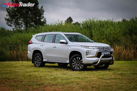 mitsubishi pajero sport 2 4 di d 4x4 exceed 2021 review expert mitsubishi pajero sport car