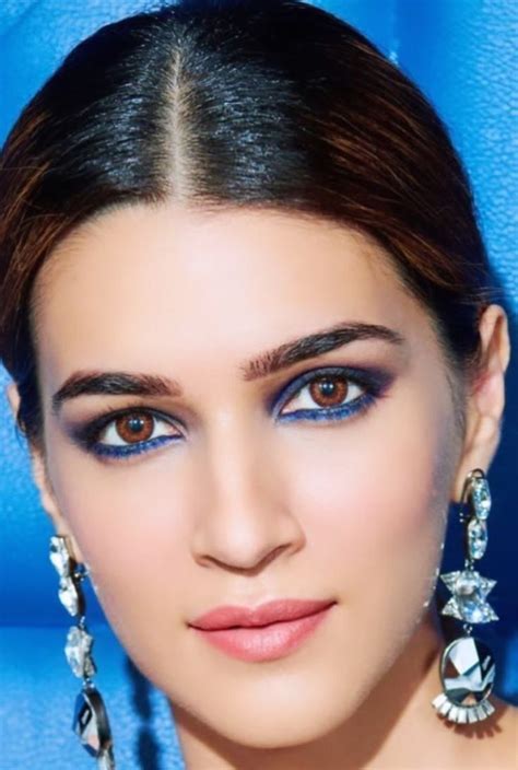 Kriti Sanon Bollywood Makeup Bollywood Actress Hot Photos Indian Actress Hot Pics Most