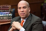 Cory Booker encourages women to demand change amid Weinstein scandal ...