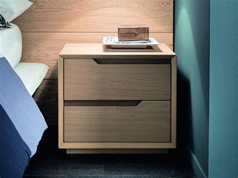 20 Bedside Tables And Matching Dressing Table