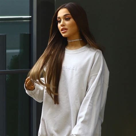 Ariana Grande Wore Her Hair Straight And Down