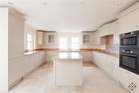 Fitting a wall cabinet perspex. Case Studies | B&q kitchens, Kitchen, Kitchen cabinets