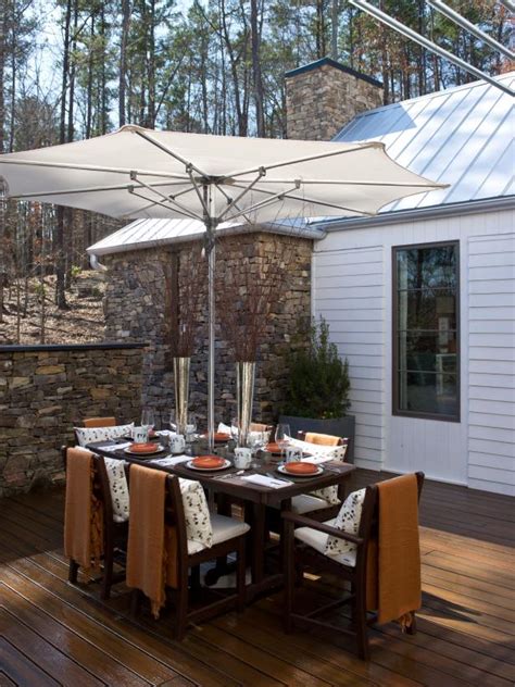 Outdoor Dining Rooms Color Outside The Lines Love Outdoor Dining Rooms