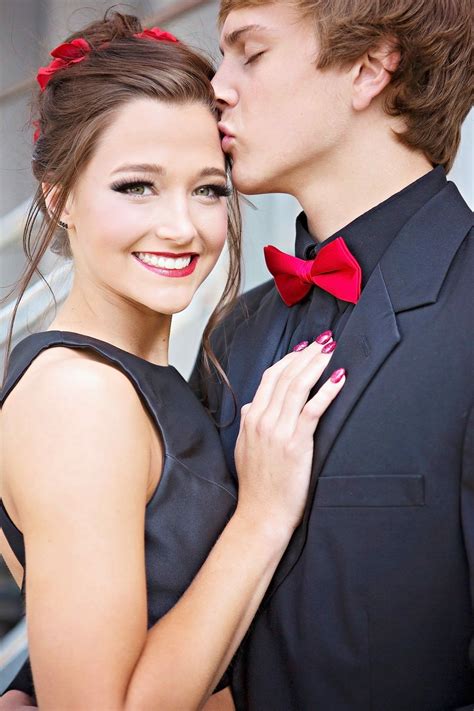 Prompicturescouples Prom Picture Poses Prom Photoshoot Prom Pictures Couples