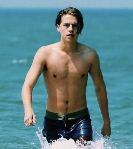 Cole Sprouse Shirtless Biography Wiki Channelkoreas