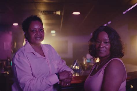 The Lesbian Bar Project Chronicles The Decline Of Womens Queer Spaces