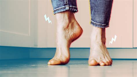 Tingling In Feet Causes Symptoms And Treatment