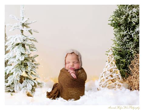 Christmas Newborn Session Christmas Baby Photoshoot Christmas Baby