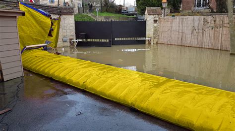 Water Gate Flood Barriers Provide Instant Flood Control Protection And
