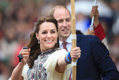 See Pictures Of Kate Middleton Playing Sports Popsugar Celebrity Uk
