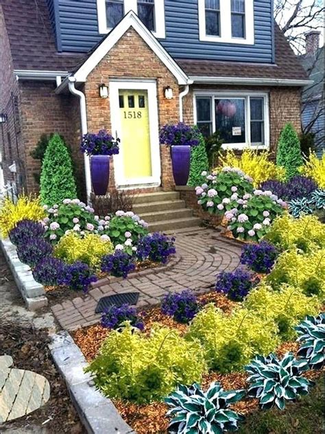 Awesome 20 Popular Front Yard Landscaping Ideas With Porch In 2020