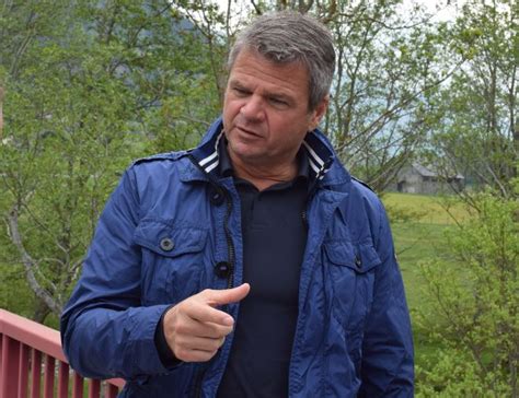 Das team kärnten (vormals team stronach kärnten) ist eine politische partei im österreichischen bundesland kärnten. Affäre Köberl: Dauerdruck des Team Kärnten sorgte für ...