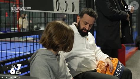 Cyril Hanouna Apparition Surprise De Son Fils Lino Sur Le Plateau De