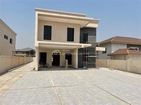 For Sale Ultra Modern 4 Bedroom House With Swimming Pool Now Selling