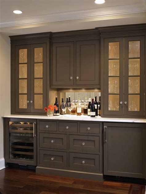 Our stock of cabinetry includes wall cabinets that hang above counters to store dishes, glasses, baking supplies, and more. Cottage Kitchen Photos | HGTV
