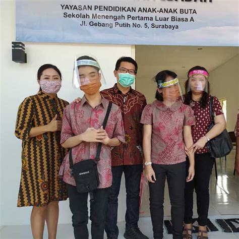 Aksi Sosial Bersama Yayasan Pendidikan Anak Anak Buta Surabaya Peduli