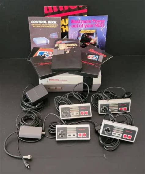 Vintage Nintendo Nes Console Nes 001 Complete Setup W4 Controllers And 3