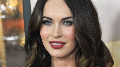 Megan Fox Flashes Curves In Braless Mesh Dress At The Gq Moty 2022