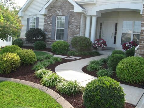 They are considered a permanent fixture in the landscape, so. 20 Simple But Effective Front Yard Landscaping Ideas