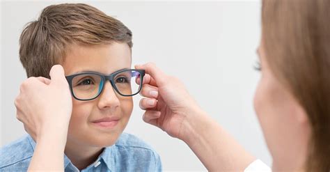 Kids Eye Tests And Eyesight Exams Opsm