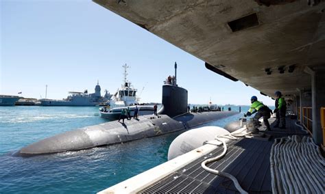 Fast Attack Submarine Uss Mississippi Ssn 782 Arrives In Hmas